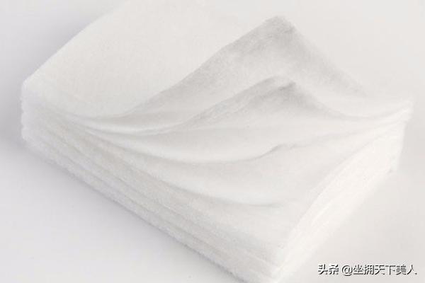 化妆棉和卸妆棉的区别（化妆棉和卸妆棉有什么不同）