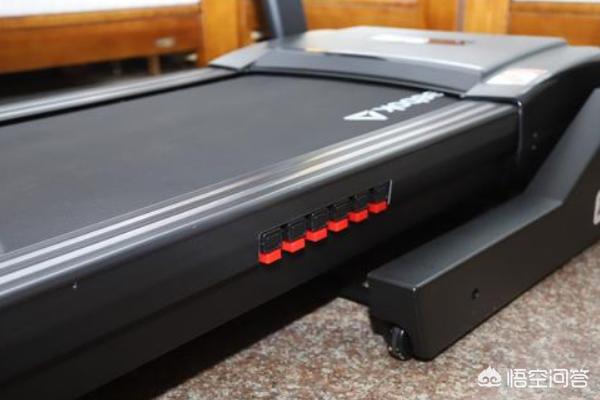 家用跑步机哪种好（家用跑步机哪款好一点）